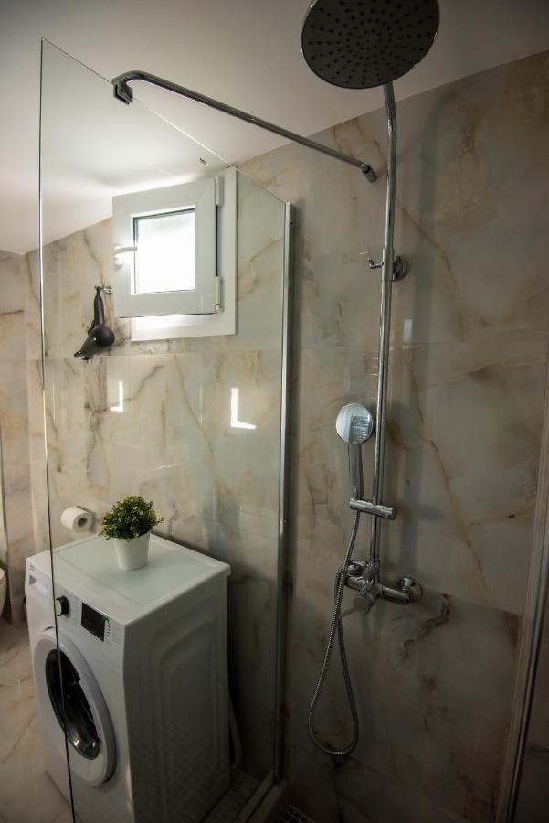 Olive 303 Apartment Peraia  ภายนอก รูปภาพ